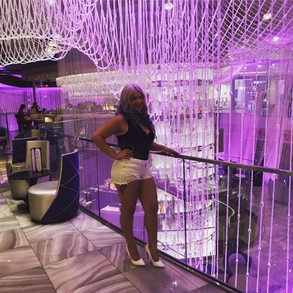 Meet your Posher, Rihana